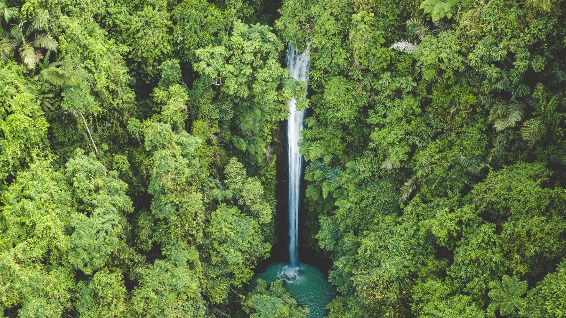 Casaroro Waterfalls | Mola Mola Travel