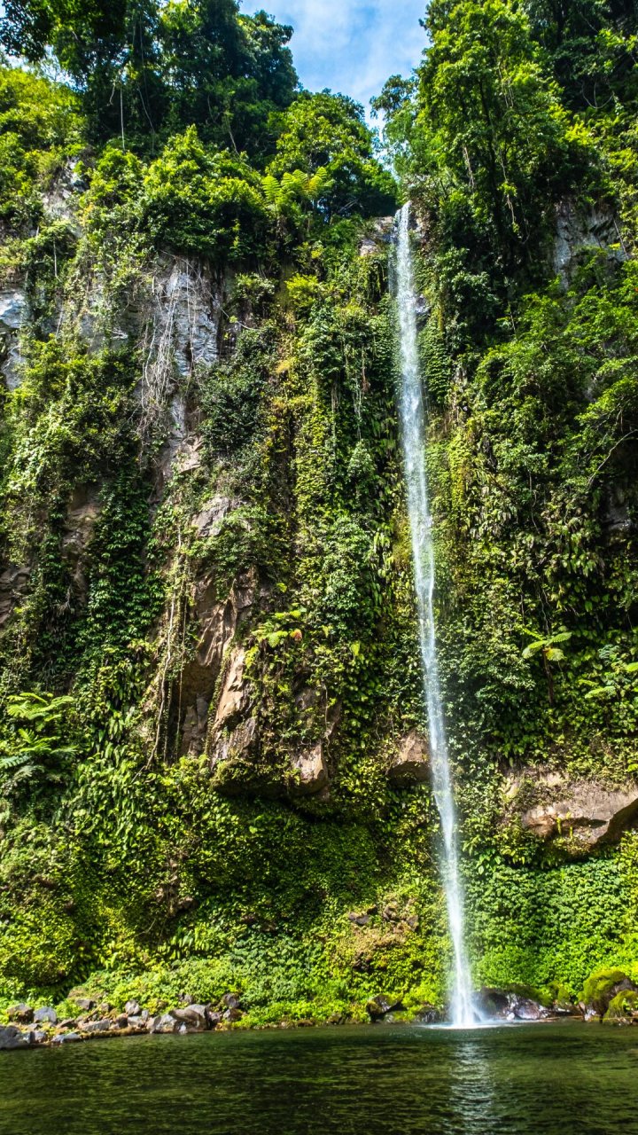 Katibawasan Falls Camiguin | Molamola.travel