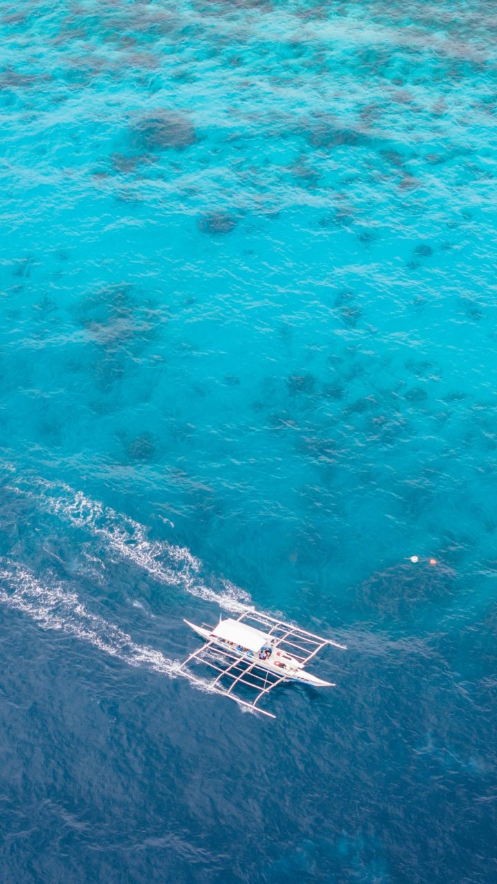 Island hopping | Molamola.travel