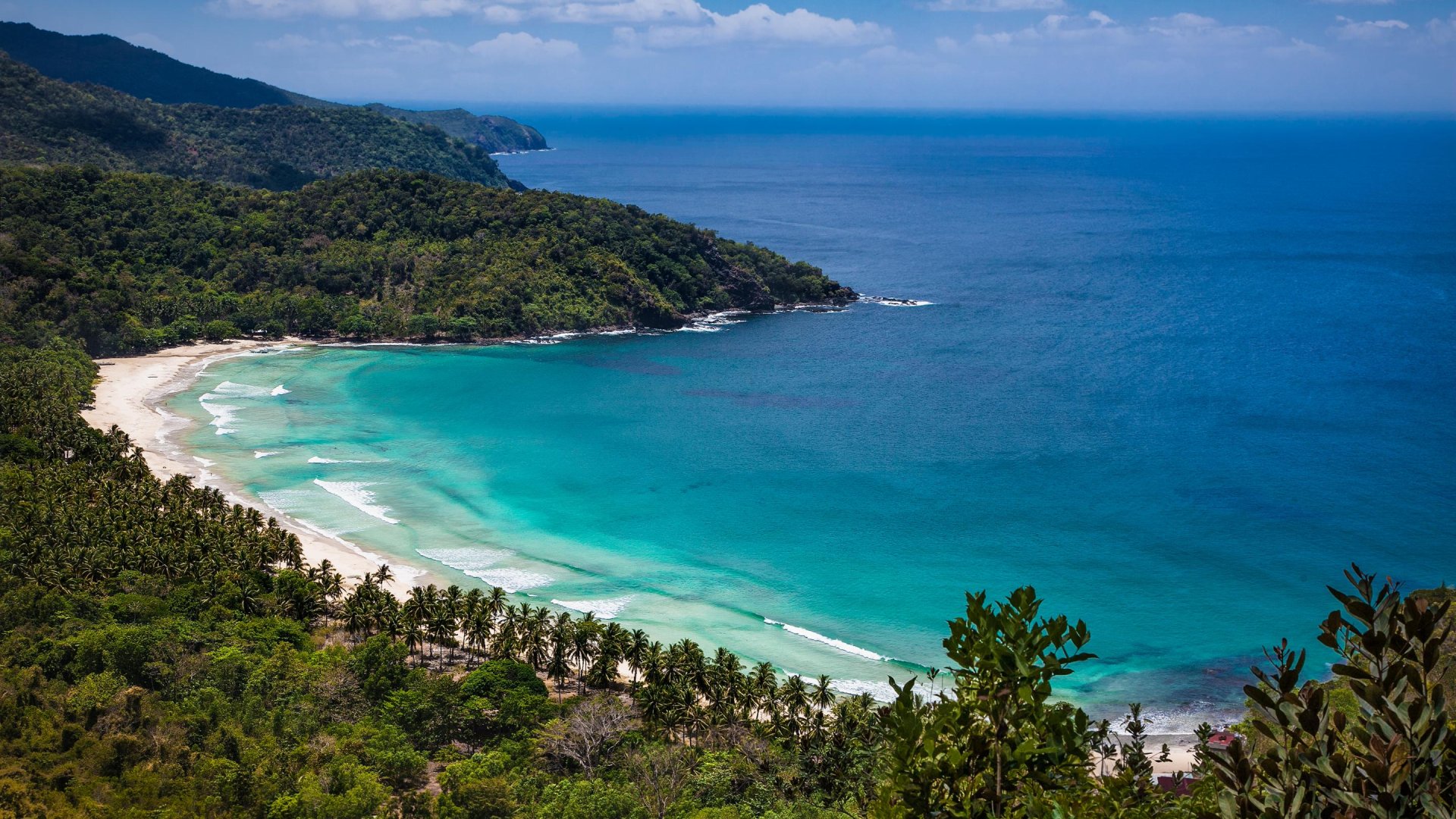 Sabang Beach Puerto Princesa | Molamola.travel
